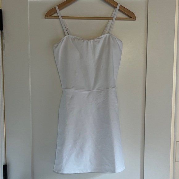 Alosoft Courtside Tennis Dress in S - Picture 4 of 6